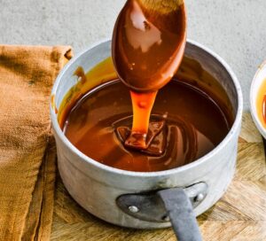 caramel sauce in chocolate chips muffins
