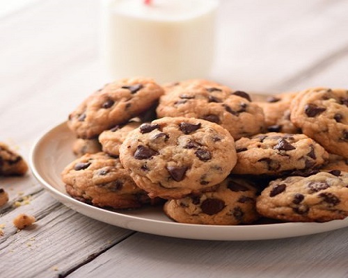 a plate of chocolate chip cookies chocolate chip cookies without brown sugar